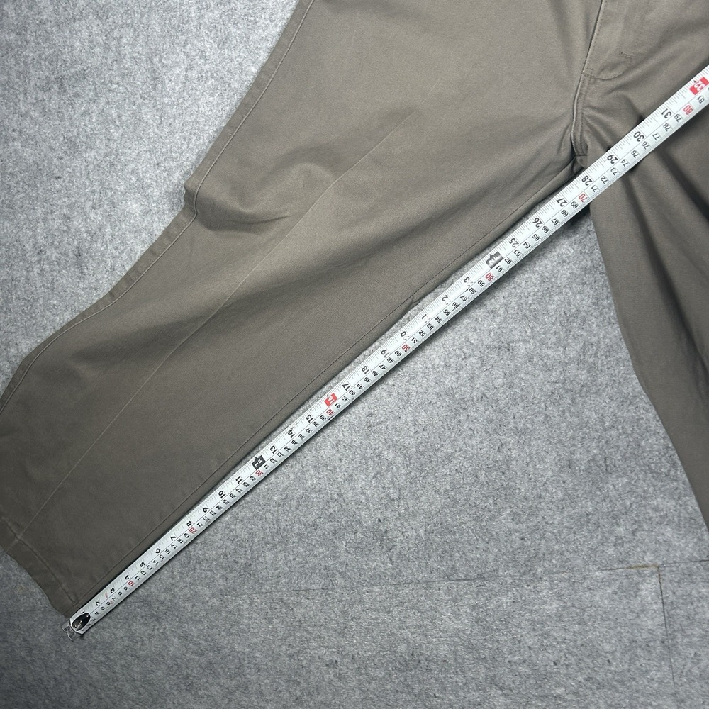 Vintage Lee Chino Pants Men's Size 32x30(32x28) Beige Barrel Wide Leg Fit - Picture 5 of 16